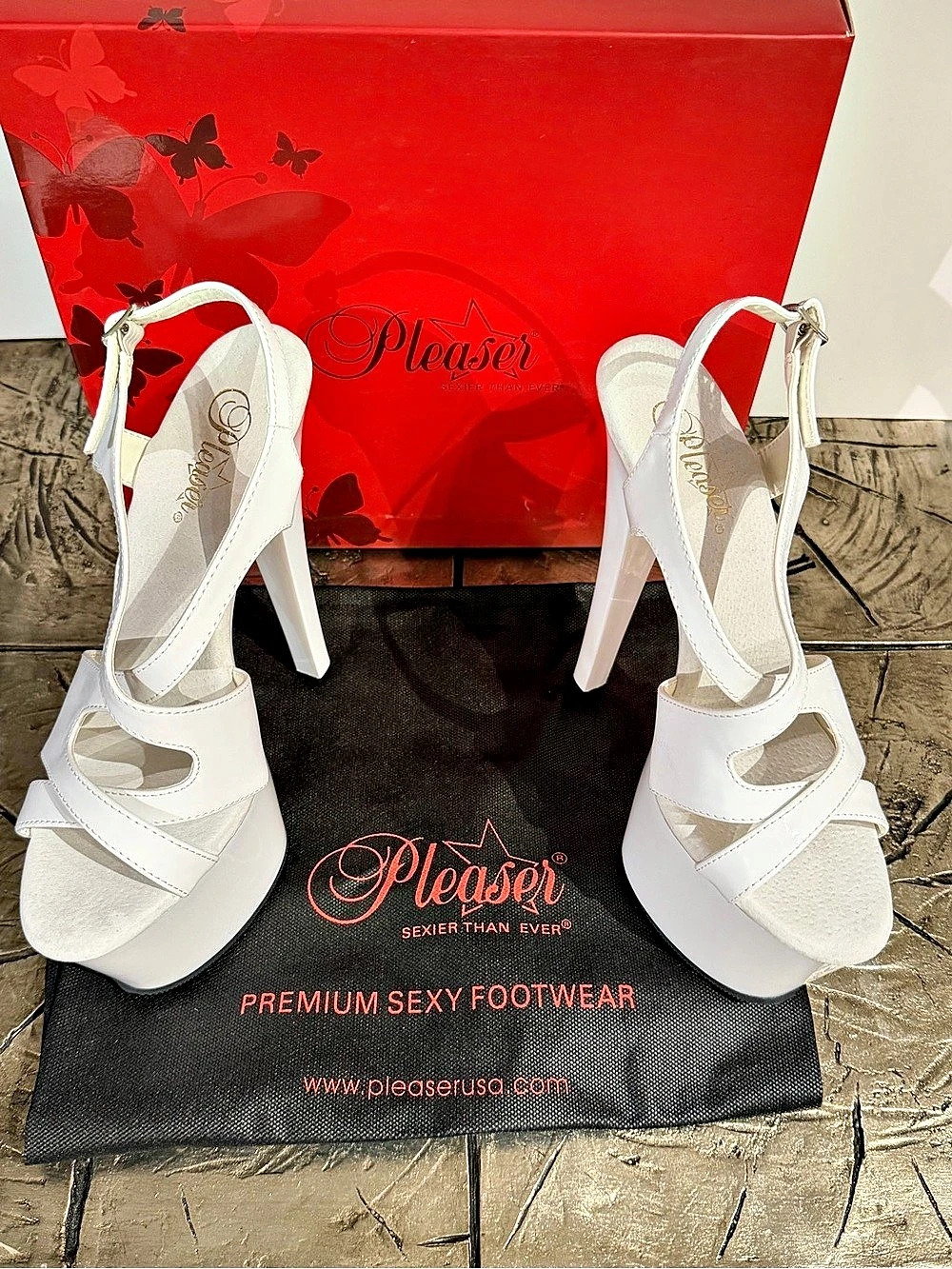 Pleaser SKY-330W/M White Platform Heels US 9M- New